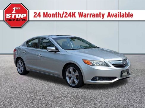 Used 2013 Acura ILX w/ Technology Package FWD image 1