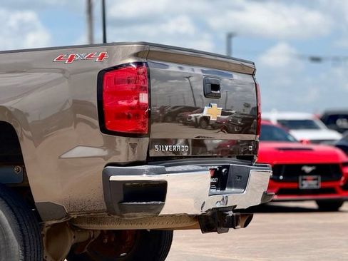 Used 2015 Chevrolet Silverado 2500 LT w/ LT Convenience Package AWD/4WD image 13