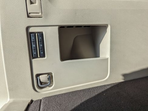 Used 2020 Lincoln Navigator L Reserve w/ Equipment Group 201A Reserve image 52