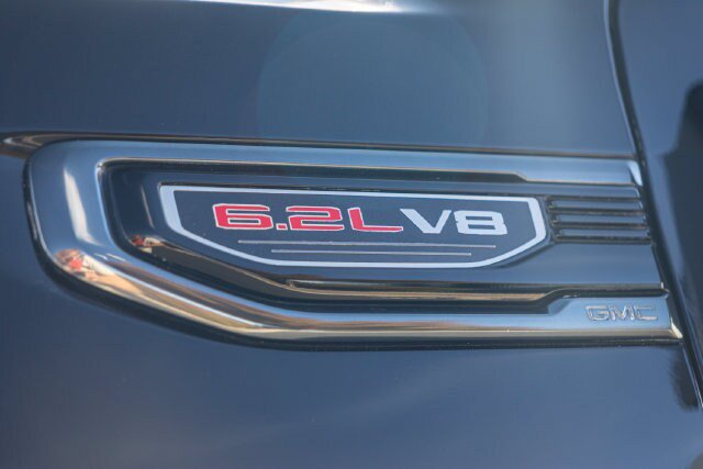 Used 2022 GMC Sierra 1500 AT4 w/ Technology Package AWD/4WD image 30