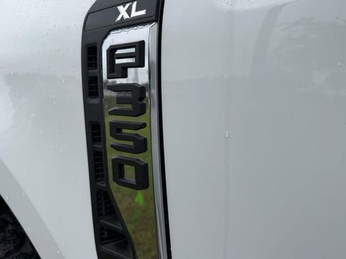 New 2026 Ford F350 XL w/ XL Off-Road Package AWD/4WD image 32