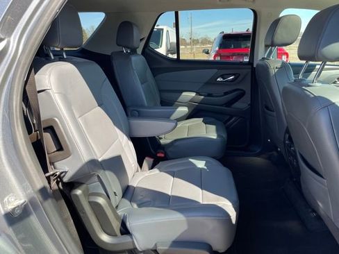 Used 2020 Chevrolet Traverse Premier image 35