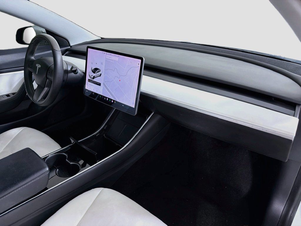 Used 2020 Tesla Model 3 RWD image 30