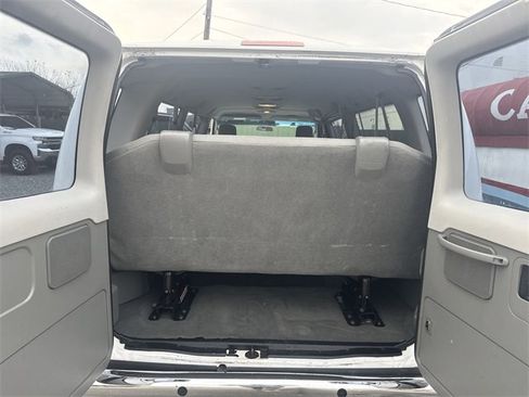 Used 2011 Ford E-350 and Econoline 350 XL w/ Interior Upgrade Pkg image 21