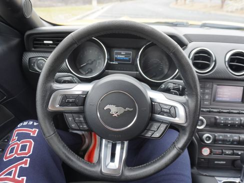 Used 2015 Ford Mustang Convertible w/ Equipment Group 051A image 29