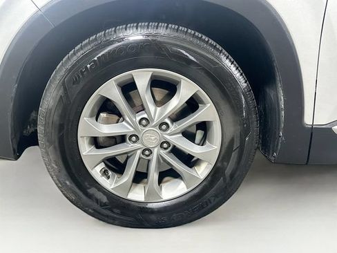 Used 2019 Hyundai Santa Fe SEL AWD/4WD image 35