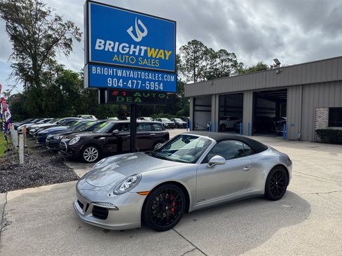 Used 2015 Porsche 911 Carrera GTS image 3