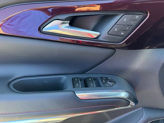 New 2027 Chevrolet Traverse RS w/ LPO, Floor Liner Package FWD image 16