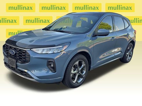 Used 2023 Ford Escape ST-Line Select w/ Tech Pack #2 AWD/4WD image 14