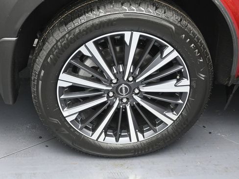 New 2026 Nissan Pathfinder Platinum AWD/4WD image 5