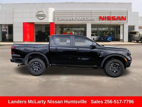 Used 2025 Ford Ranger XLT AWD/4WD image 2