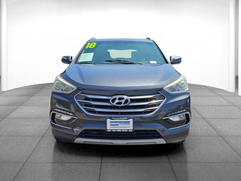 Used 2018 Hyundai Santa Fe Sport FWD image 2