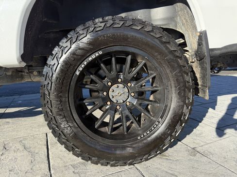 Used 2023 Ford F250 Lariat w/ Lariat Ultimate Package image 33