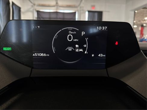 Used 2024 Toyota Prius LE FWD image 19