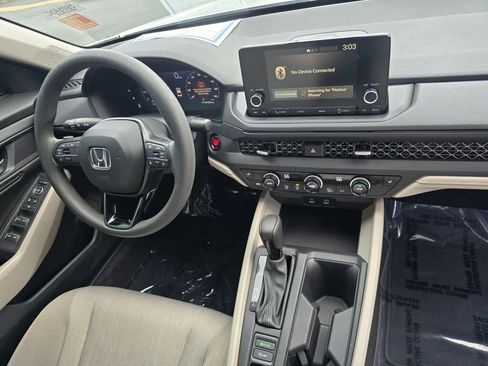 Certified 2023 Honda Accord EX image 10