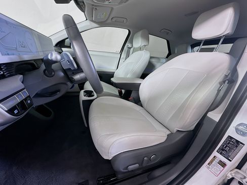 Used 2023 Hyundai Ioniq 5 SEL w/ Cargo Package AWD/4WD image 13