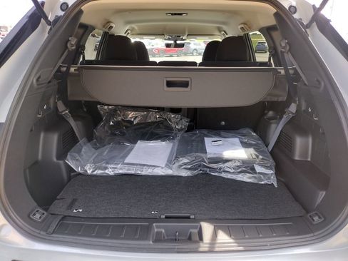 New 2026 Mitsubishi Outlander ES image 9