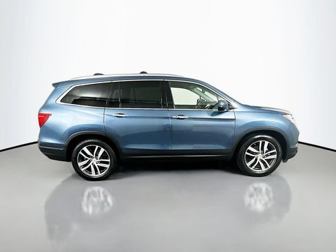 Certified 2017 Honda Pilot Elite image 4