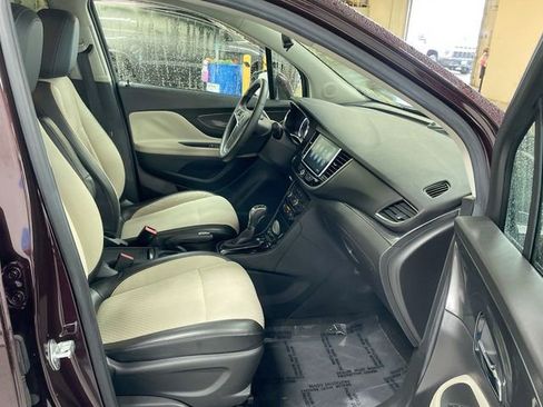 Used 2017 Buick Encore Preferred image 24