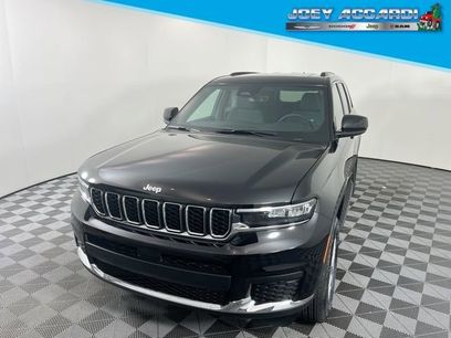 New 2025 Jeep Grand Cherokee L Laredo w/ Luxury Tech Group I