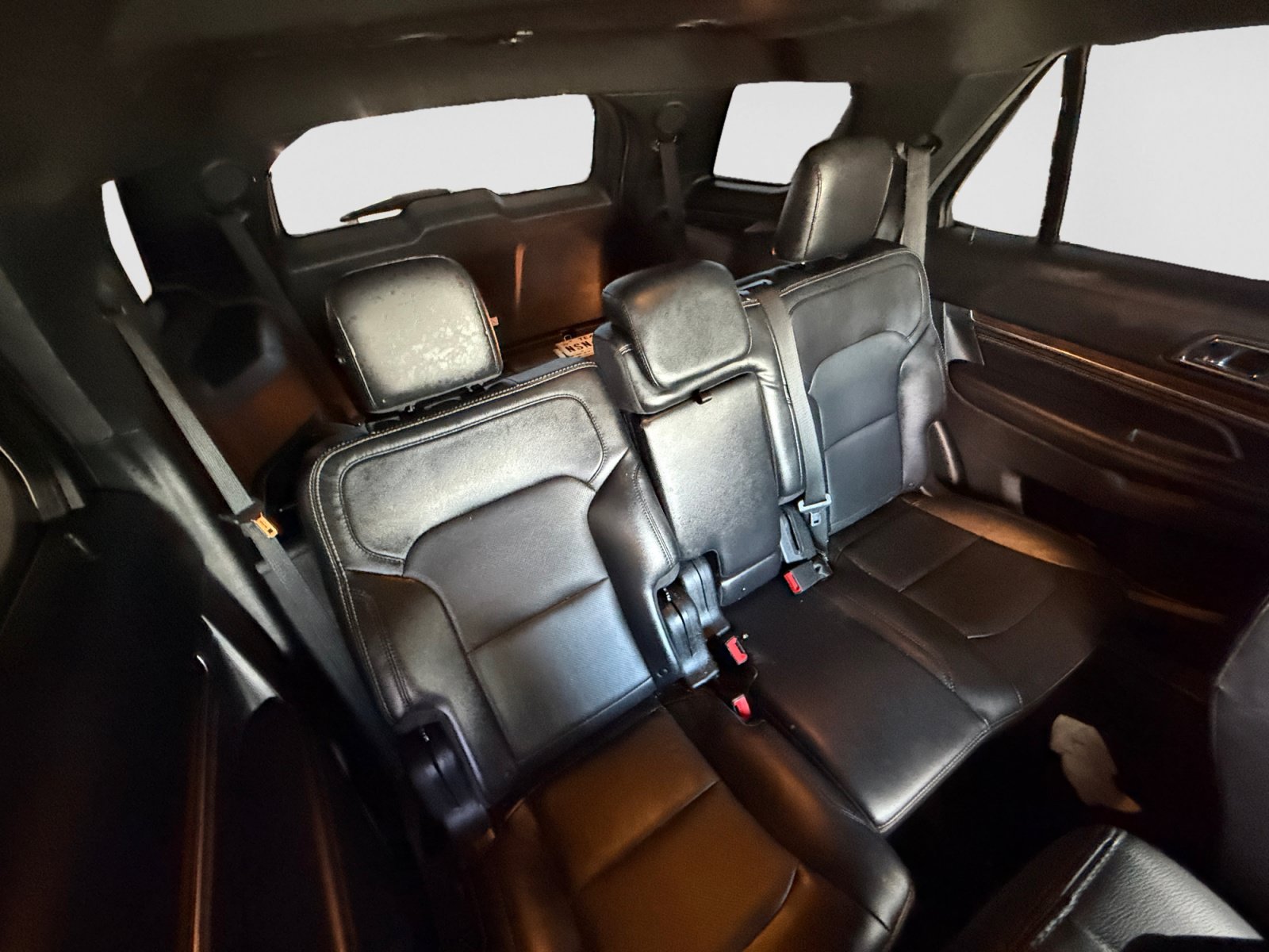 Used 2019 Ford Explorer Limited w/ Class III Trailer Tow Package FWD image 17