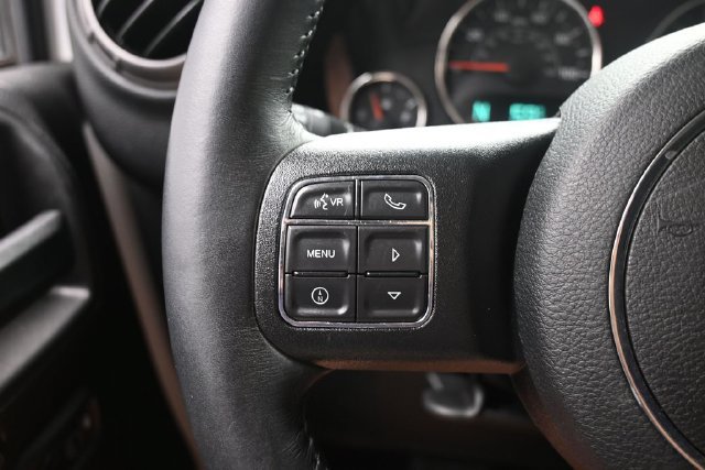 Used 2018 Jeep Wrangler Unlimited Sport S AWD/4WD image 14