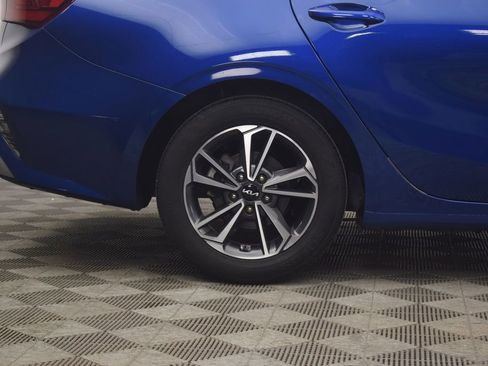 Used 2023 Kia Forte LXS image 31