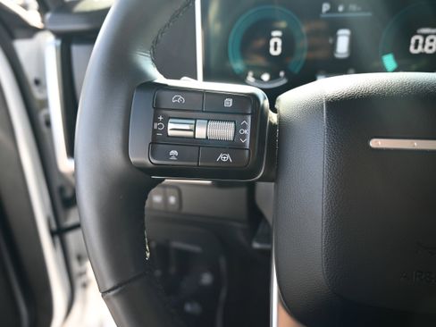 Used 2024 Hyundai Santa Fe SE image 19