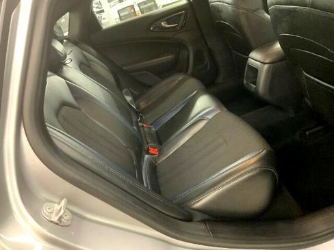 Used 2016 Chrysler 200 S image 13