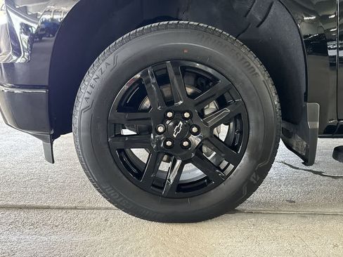 Used 2024 Chevrolet Silverado 1500 RST RWD image 10
