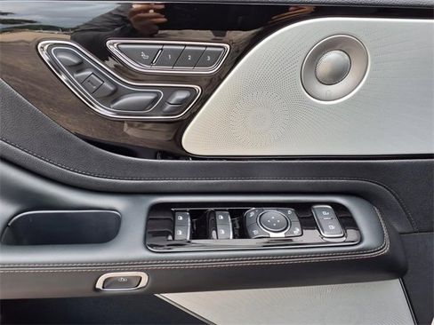 New 2025 Lincoln Aviator Reserve w/ Equipment Group 201A image 9