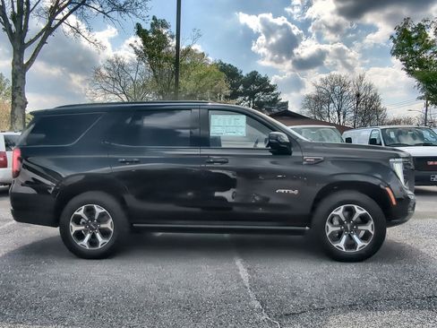 New 2026 GMC Yukon AT4 Ultimate image 9