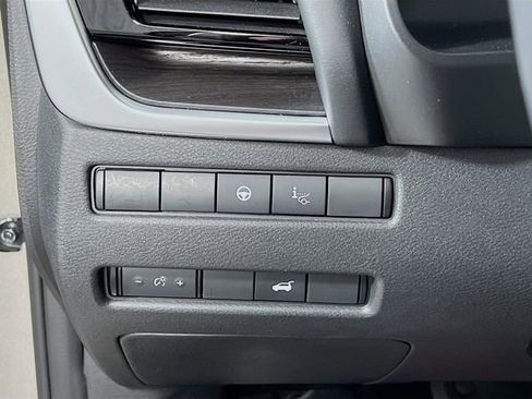 Used 2021 Nissan Rogue Platinum image 10