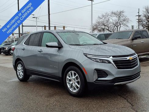 Used 2024 Chevrolet Equinox LT w/ LPO, Floor Liner Package image 3