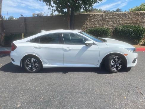 Used 2016 Honda Civic EX-T image 7