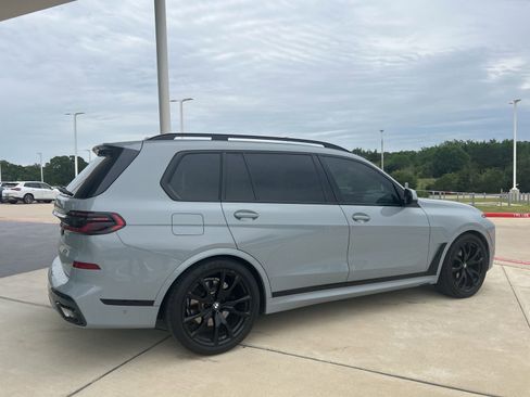 Certified 2024 BMW X7 xDrive40i w/ M Sport Package AWD/4WD image 8