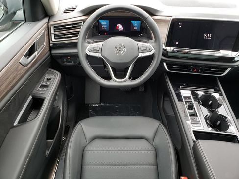 New 2026 Volkswagen Atlas SEL AWD/4WD image 10