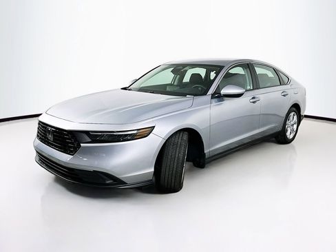 Used 2025 Honda Accord LX image 2