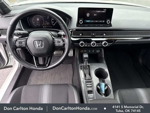 Used 2025 Honda Civic Sport image 17