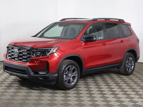 Used 2024 Honda Passport TrailSport image 11