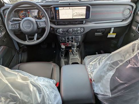 New 2026 Jeep Wrangler Unlimited Rubicon image 12