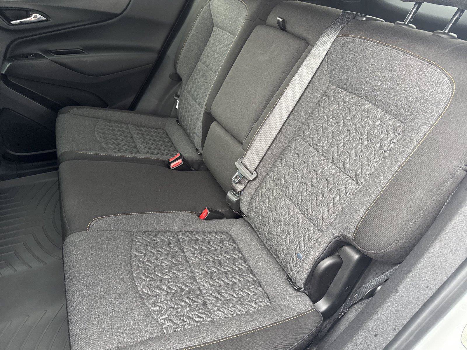 Used 2023 Chevrolet Equinox LT FWD image 28