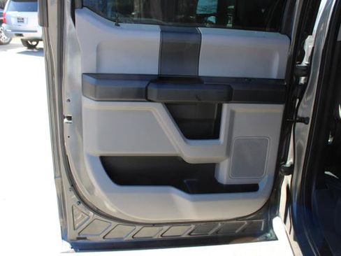 Used 2019 Ford F250 XL w/ STX Appearance Package image 37