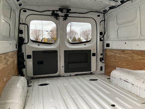 Used 2012 Nissan NV 2500 S w/ Side Curtain Airbag Pkg image 30