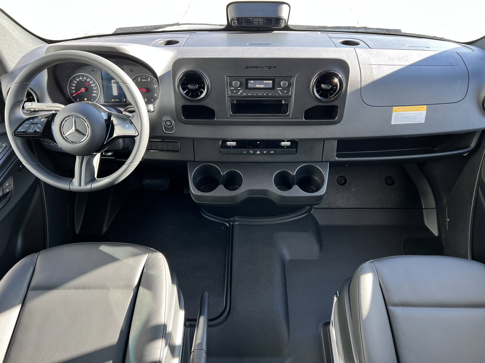 Used 2025 Mercedes-Benz Sprinter 2500 image 25