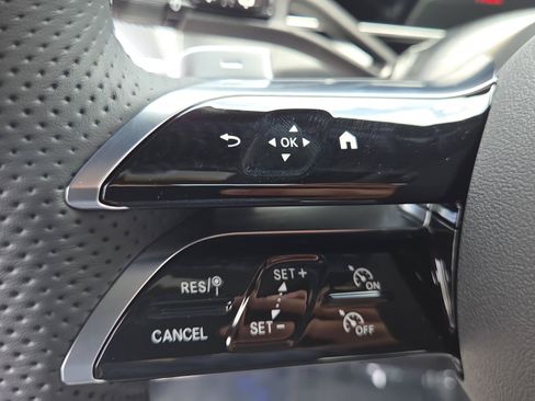 New 2026 Mercedes-Benz GLC 300 image 25