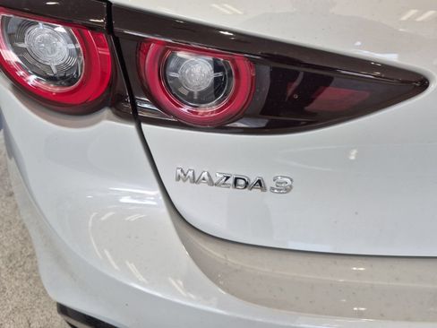 Used 2025 MAZDA MAZDA3 s Sport FWD image 7