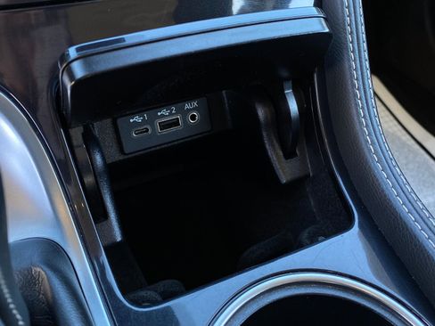 Used 2023 Nissan Maxima SL image 19