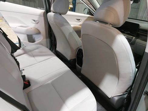 Certified 2025 Hyundai Kona SEL FWD image 11