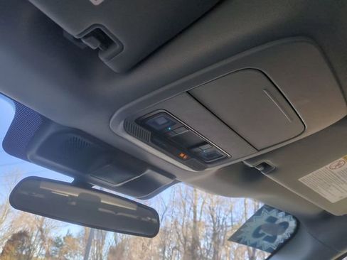 Used 2025 Ford F250 XLT image 34